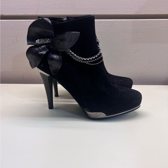 Marino Fabiani Made in Italy Black Stiletto Heeled Boots with Satin Bow - Picture 10 of 12